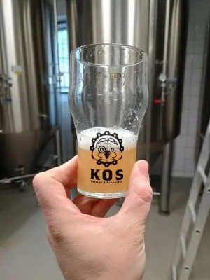 Malt Worm Sourname Weizen Černý Rybíz